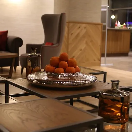 Otel Ramada & 4*